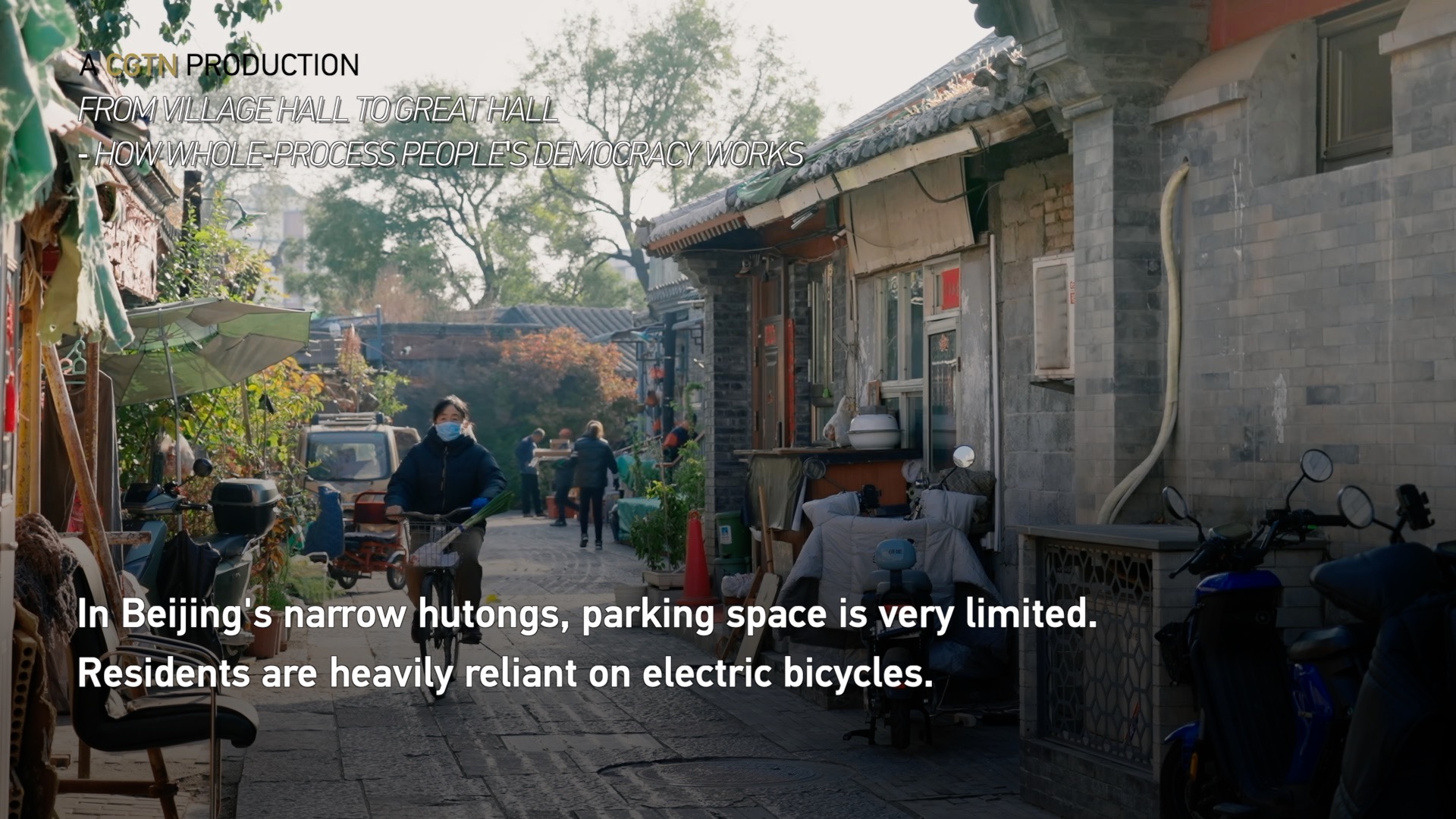 Every inch counts in Beijing's narrow hutongs. /CGTN