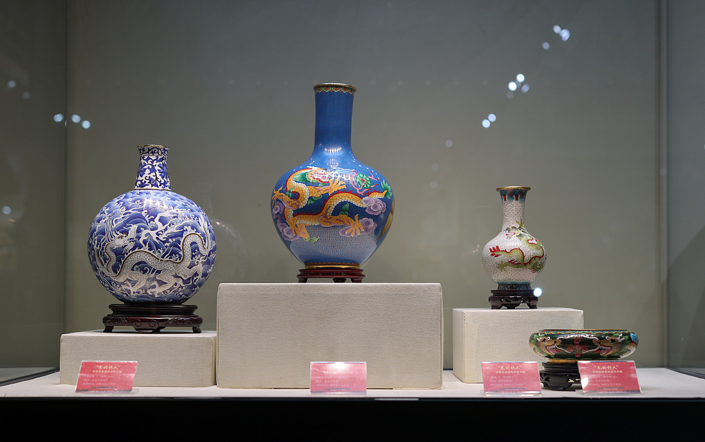 A group of cloisonne artworks are on display at an exhibition in the Beijing Enamel Factory. /CFP