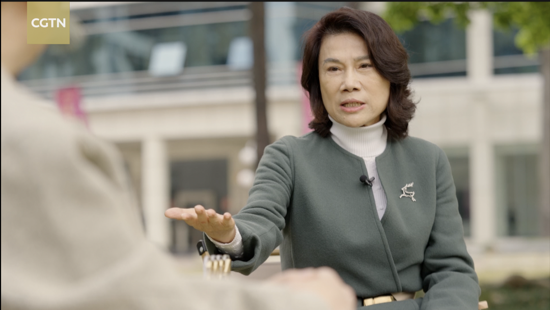 Gree chairperson: Enterprises must have courage to suffer losses