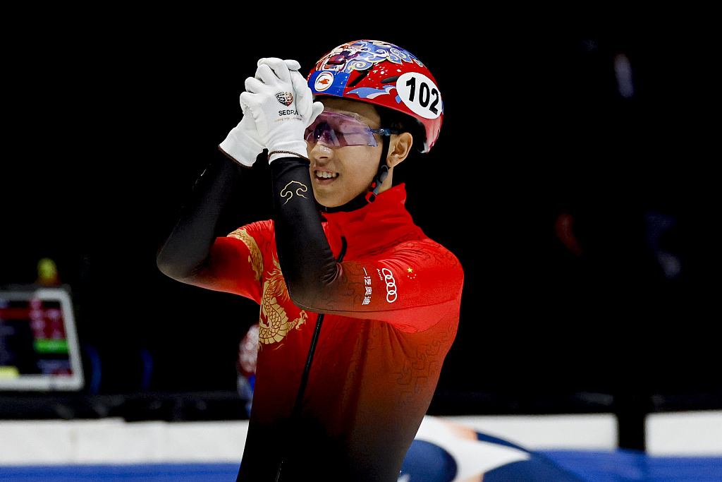 China's Sun Long reacts after winning the gold medal in the men's 1500 meters final at the World Championships at Ahoy Arena in Rotterdam, Netherlands, March 16, 2024. /CFP