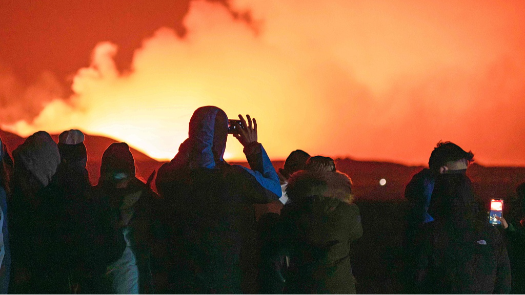 Iceland's latest volcanic eruption is weakening, defenses are holding