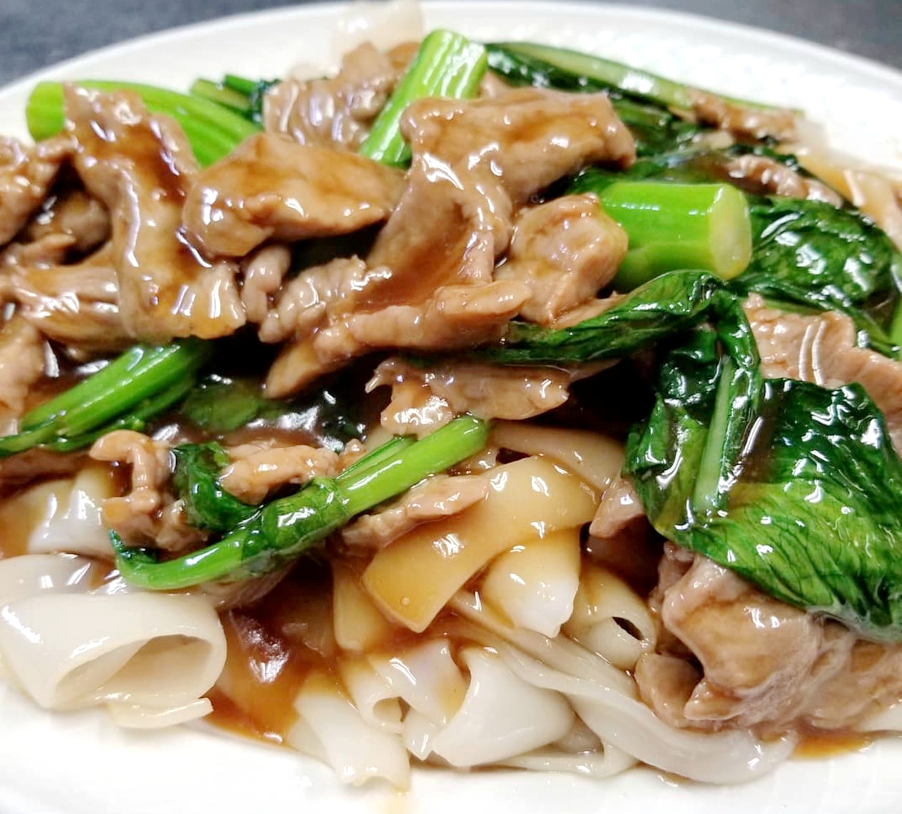 Hainan stir-fried rice noodles with sauce /Photo provided to CGTN
