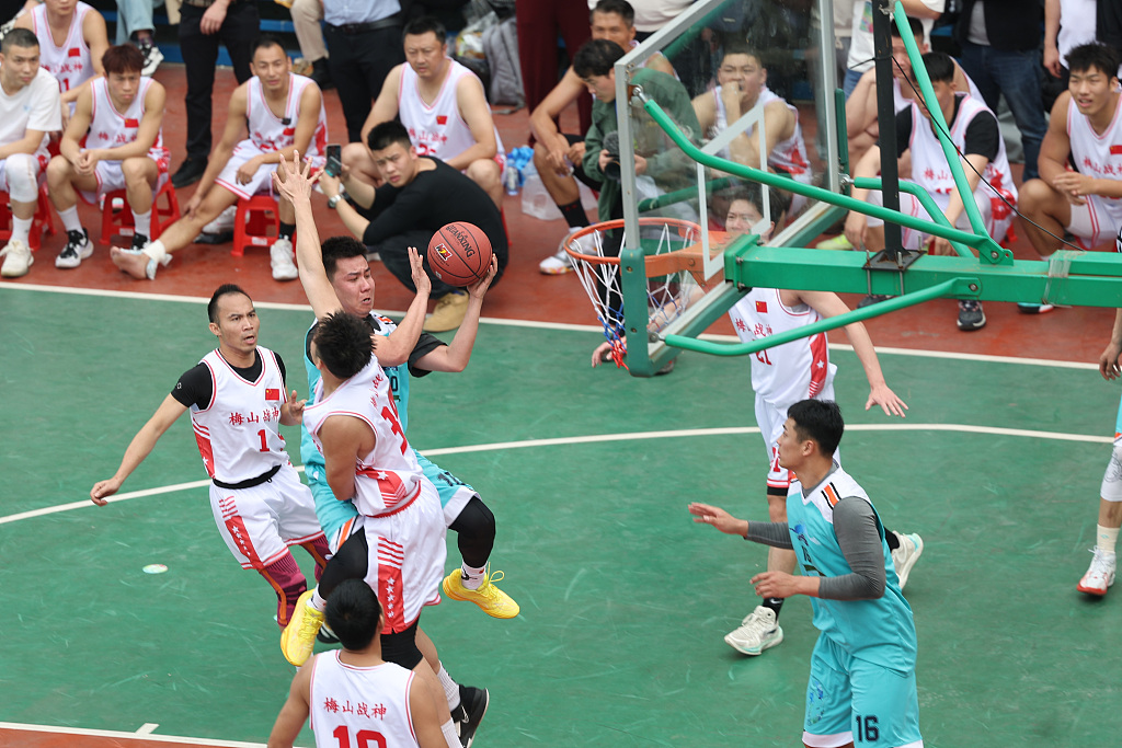 The 2024 season opener of China's Village Basketball Association (VBA) begins in Taipan Village, Taijiang County, southwest China's Guizhou Province, March 22, 2024. /CFP