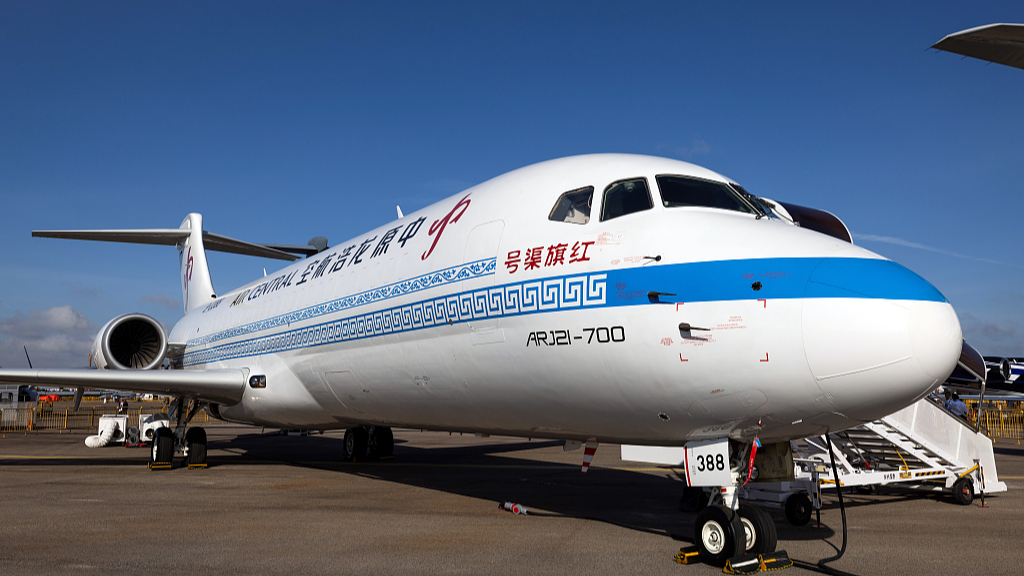 A Commercial Aircraft Corp of China Ltd. (Comac) ARJ-21 aircraft operated by Longhao Airlines during the Singapore Airshow in Singapore, on February 20, 2024. /CFP