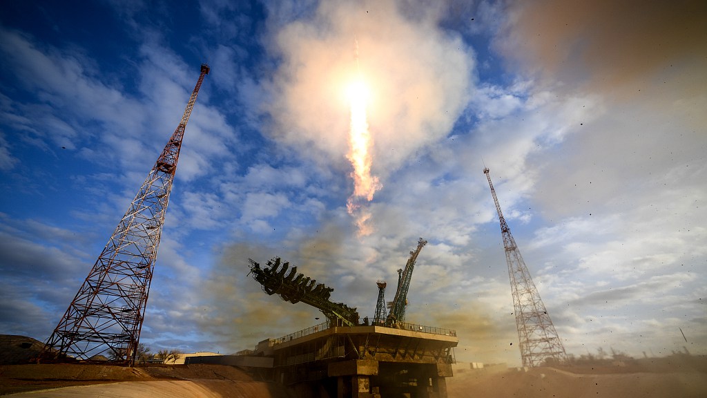A Soyuz-2.1a rocket booster carrying the Soyuz MS-25 spacecraft with three astronauts blasts off from the Baikonur Cosmodrome, Kazakhstan, March 23, 2024. /CFP 