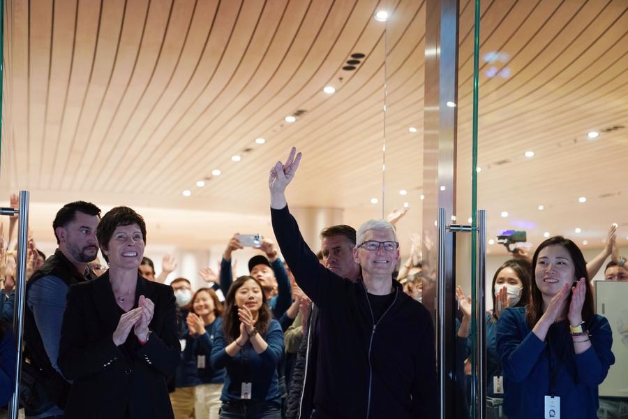 Apple CEO Tim Cook attends the opening of a new flagship Apple store in east China's Shanghai, March 21, 2024. /Xinhua