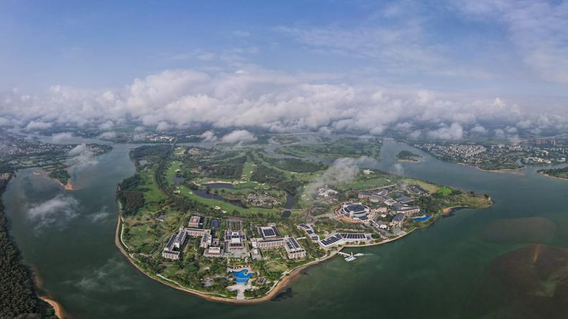 An aerial drone photo taken on March 18, 2024, shows a view of Dongyu Island in Boao, south China's Hainan Province. The BFA Annual Conference 2024 will be held from March 26 to 29 in Boao, focusing on how the international community can work together to deal with common challenges and shoulder their responsibilities. /Xinhua