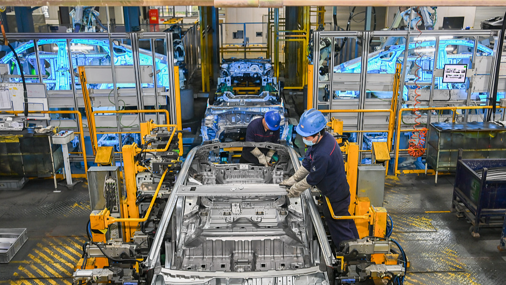 Workers are assembling cars in a plant located in southwest China's Chongqing Municipality, February 21, 2024. /CFP