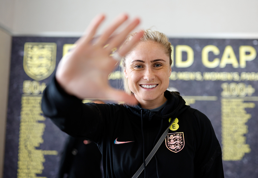 Steph Houghton of England arrives during England Women Pre-Euro Camp at St George's Park in Burton upon Trent, England, May 30, 2022. /CFP