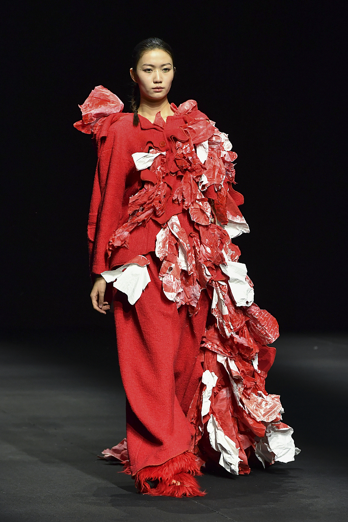 A model shows a creation of graduates from the Beijing Institute of Fashion Technology (BIFT) during a fashion show at the 2024 China Fashion Week on March 26, 2024. /CFP