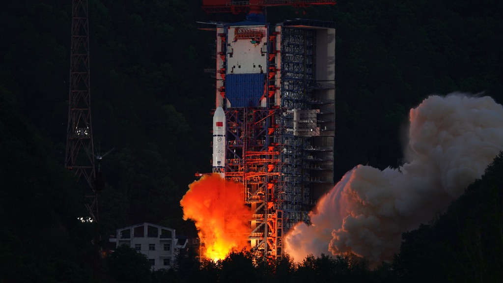 A Long March-2D carrier rocket, carrying the Yaogan-42 01 satellite, blasts off from the Xichang Satellite Launch Center, southwest China's Sichuan Province, April 3, 2024. /China Media Group