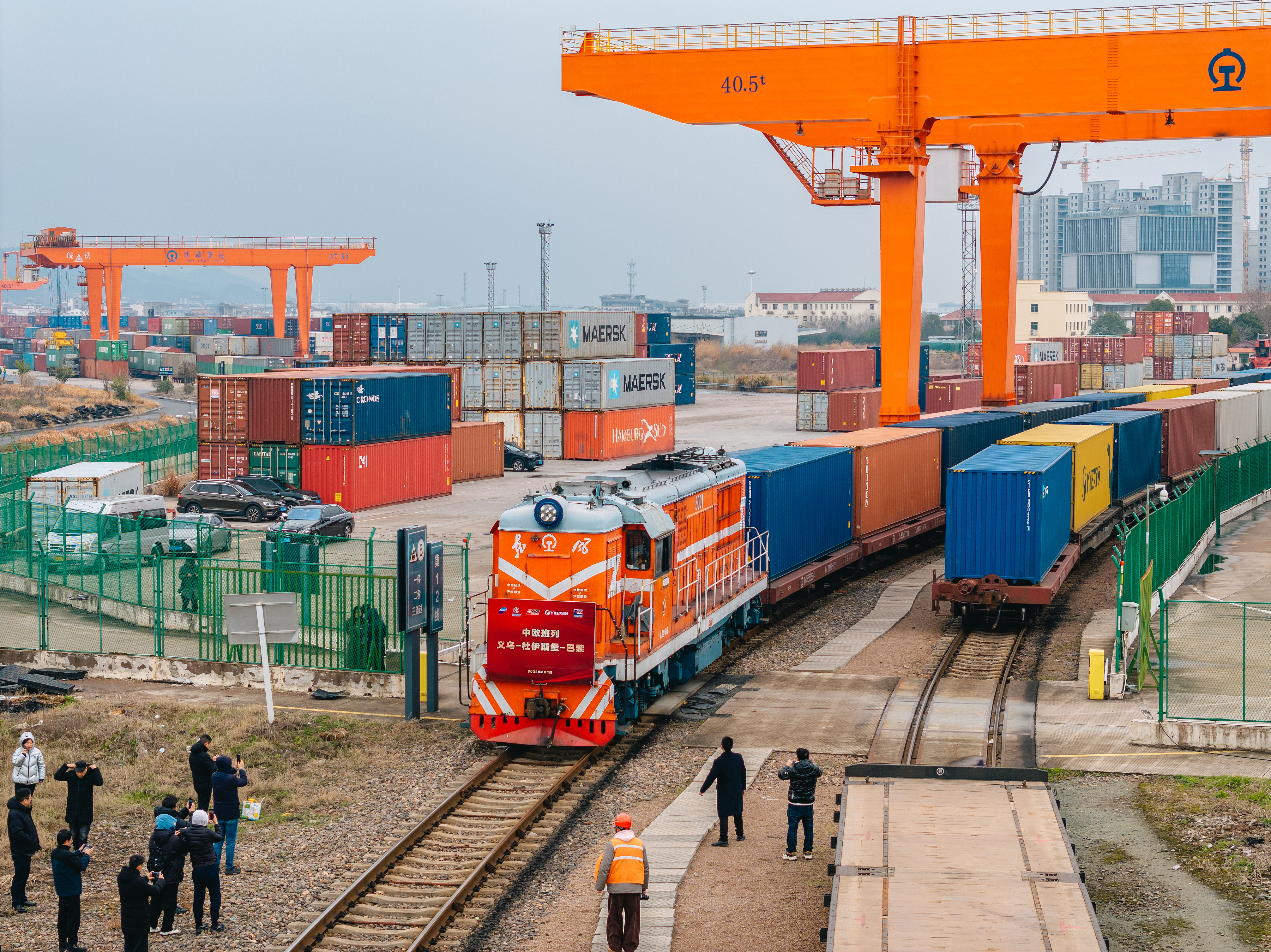 A China-Europe freight train bound for Paris, France, departs from Yiwuxi Railway Station, Jinhua City, east China's Zhejiang Province, March 1, 2024. /CFP