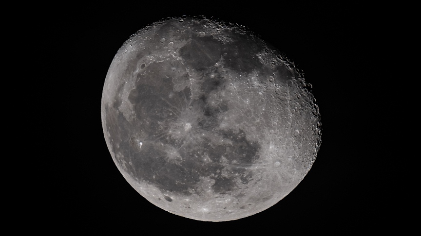 Moon appears over Kars, Türkiye, March 28, 2024. /CFP
