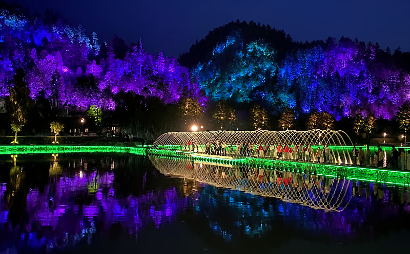The Xidi Village is illuminated with a range of fascinating light and show decorations in Huangshan City, Anhui Province. /CFP