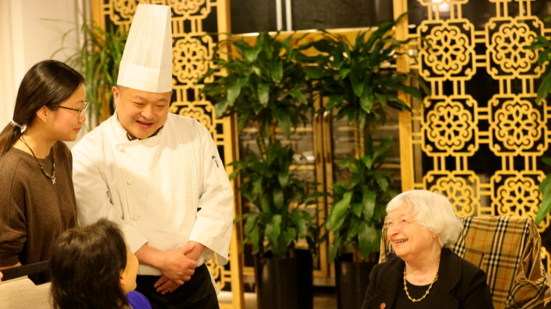 U.S. Treasury Secretary Janet Yellen talks to the chef at Lao Chuan Ban in Beijing, China on April 7, 2024. /Sichuan provincial government