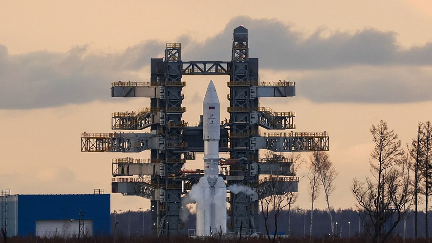 The Angara-A5 launch vehicle carrying the Orion booster and a test payload on a launch pad at Vostochny Cosmodrome, April 10, 2024. /CFP