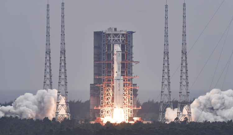 A Long March-8 rocket, carrying the relay satellite Queqiao-2 for Earth-Moon communications, blasts off at the Wenchang Spacecraft Launch Site in south China's Hainan Province, March 20, 2024. /Xinhua