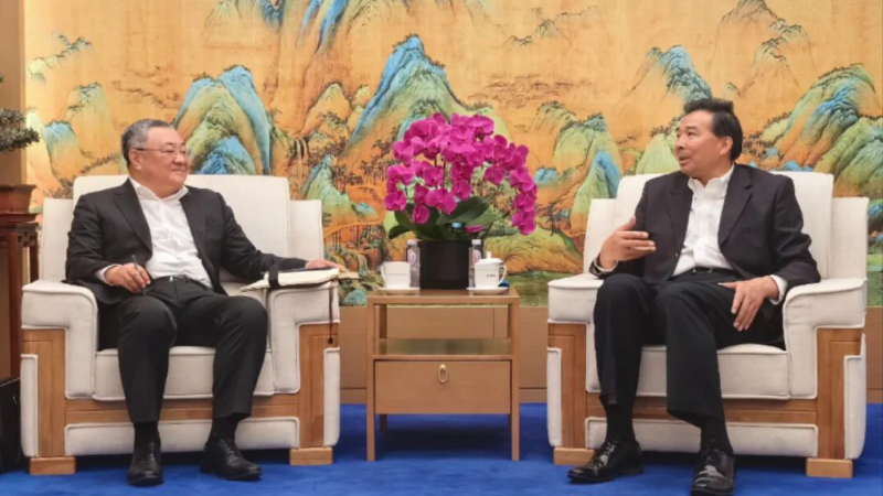 Chairman of the CIDCA Luo Zhaohui (R) meets with China's Permanent Representative to the UN Fu Cong, April 12, 2024. /CIDCA