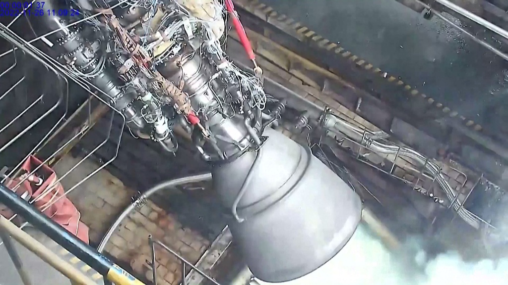 The reusable rocket engine during its first test run, November 26, 2022. /CFP