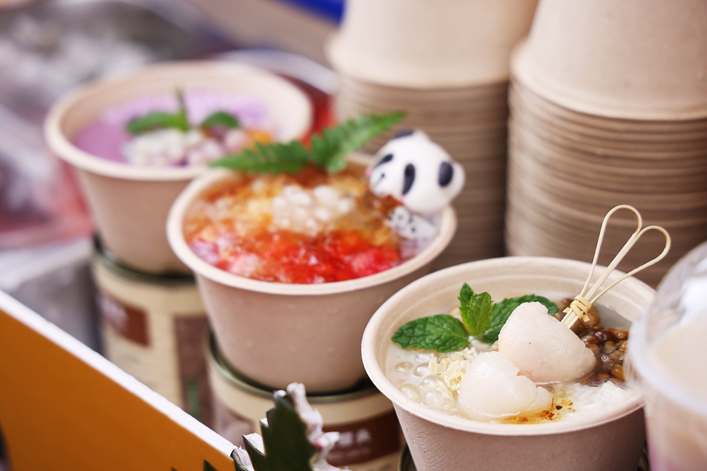 Various kinds of desserts are on display during the Sugar Rush Festival at the Bund in Shanghai on April 13, 2024. /CFP