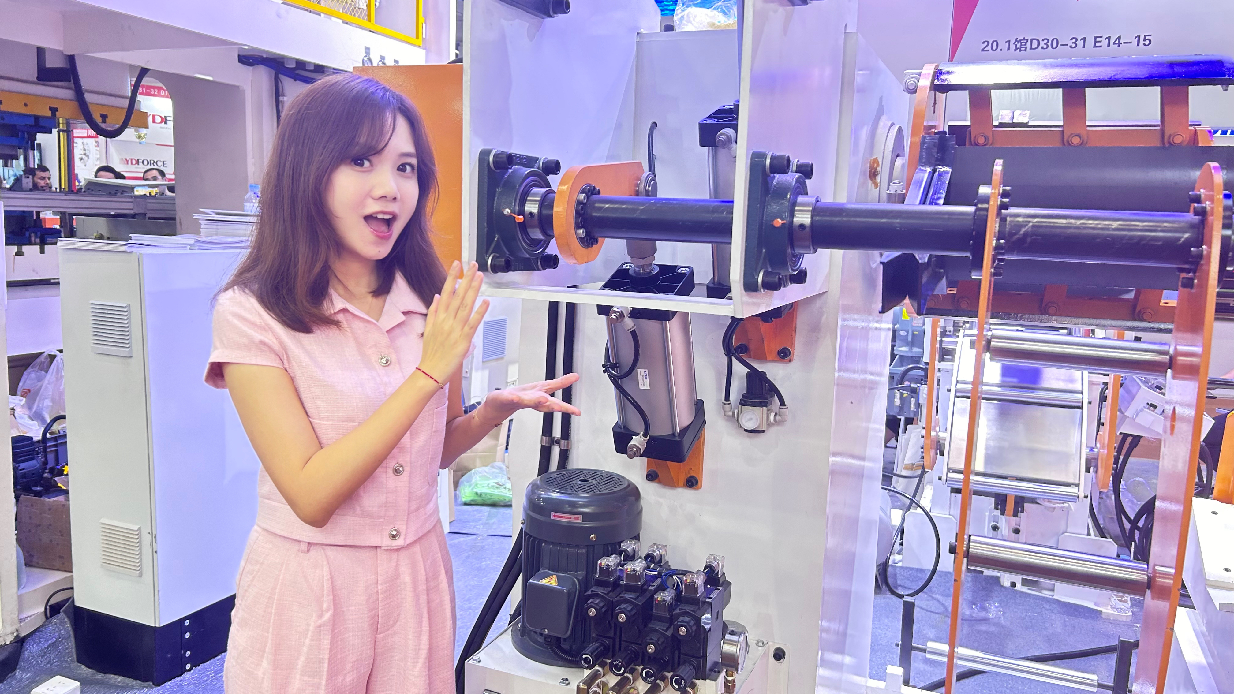 Live: Canton Fair highlights faster, smarter production 