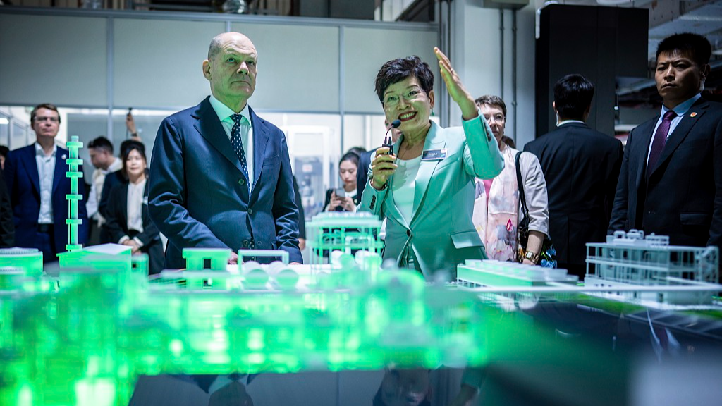 German Chancellor Olaf Scholz visits Covestro's Asia-Pacific innovation center in east China's Shanghai, April 15, 2024. /CFP