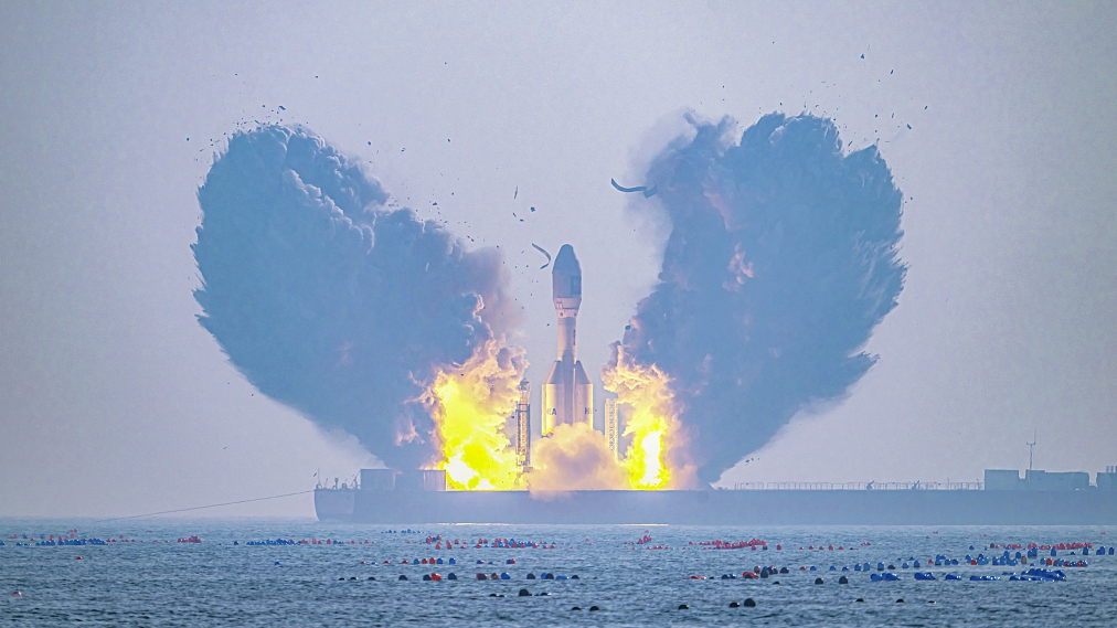 China launches its Gravity-1 solid rocket from a mobile sea platform off Haiyang City, east China's Shandong Province, January 11, 2024. /CFP