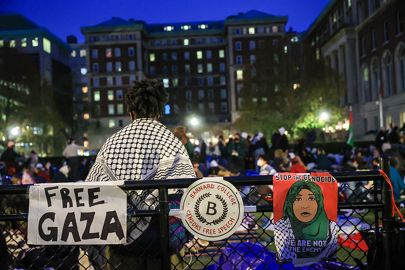 Pro-Palestinian student protesters resume demonstrations at Columbia University after mass arrests by New York Police Department in New York, U.S., April 19, 2024. /CFP