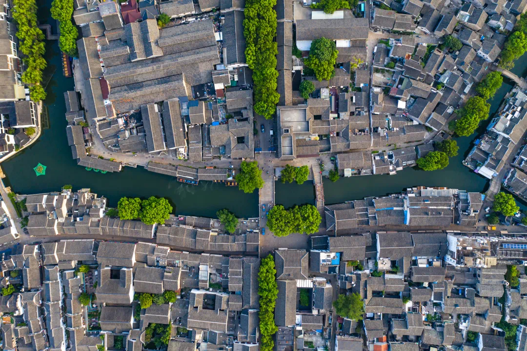 An aerial view of Tongli Town, Wujiang District of Suzhou City, east China's Jiangsu Province. /courtesy of Tongli Town