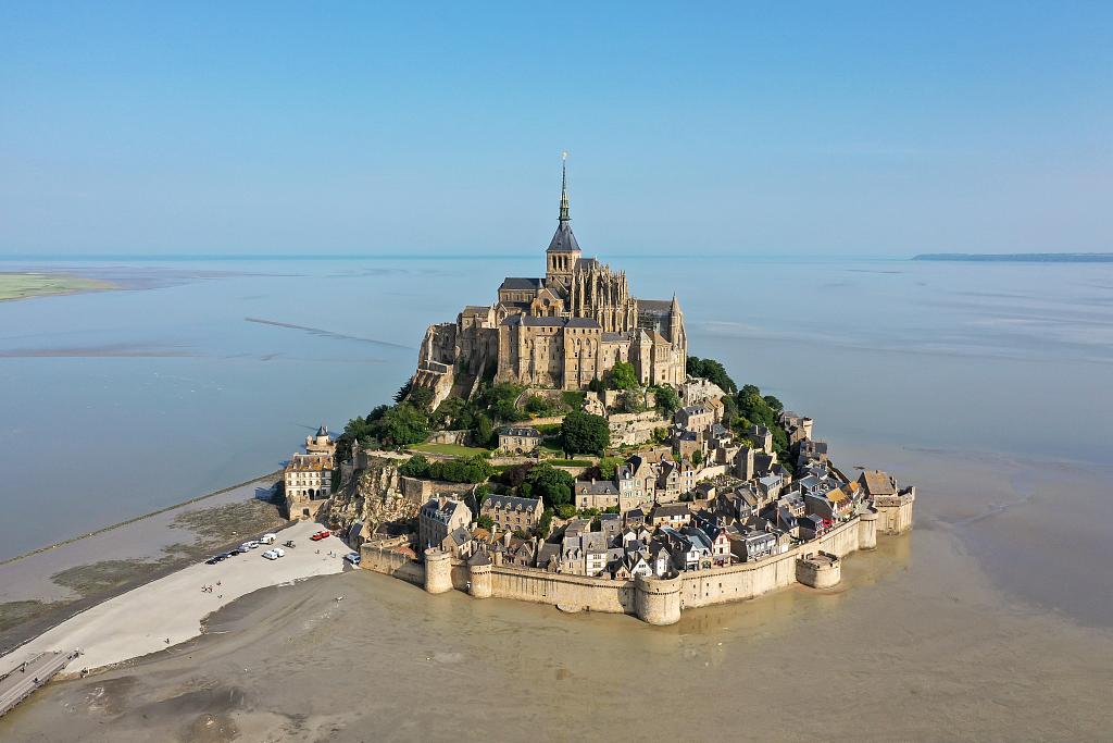 A file photo shows an aerial view of Mont-Saint-Michel in France. /CFP