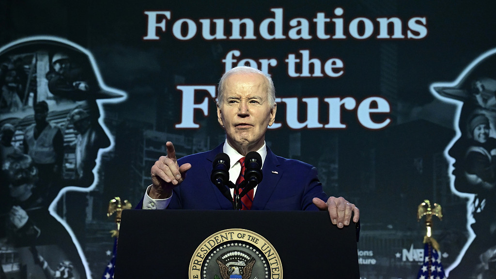 United States President Joe Biden makes remarks at the North America's Building Trades Unions Legislative Conference at the Washington Hilton Hotel. Earlier, the president signed the $95 billion National Security Package that includes military aid to Ukraine and Israel and provides funding for humanitarian aid to Gaza, Washington, D.C., U.S., April 24, 2024. /CFP