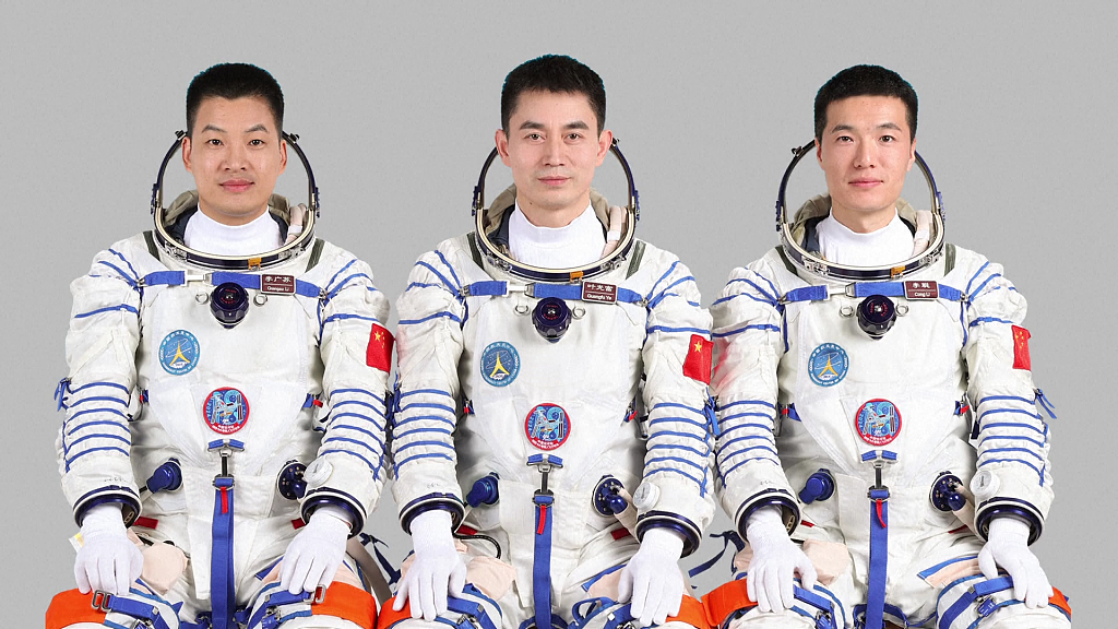 Members of the Shenzhou-18 crew, Ye Guangfu (C), Li Cong (R) and Li Guangsu. /CMSA