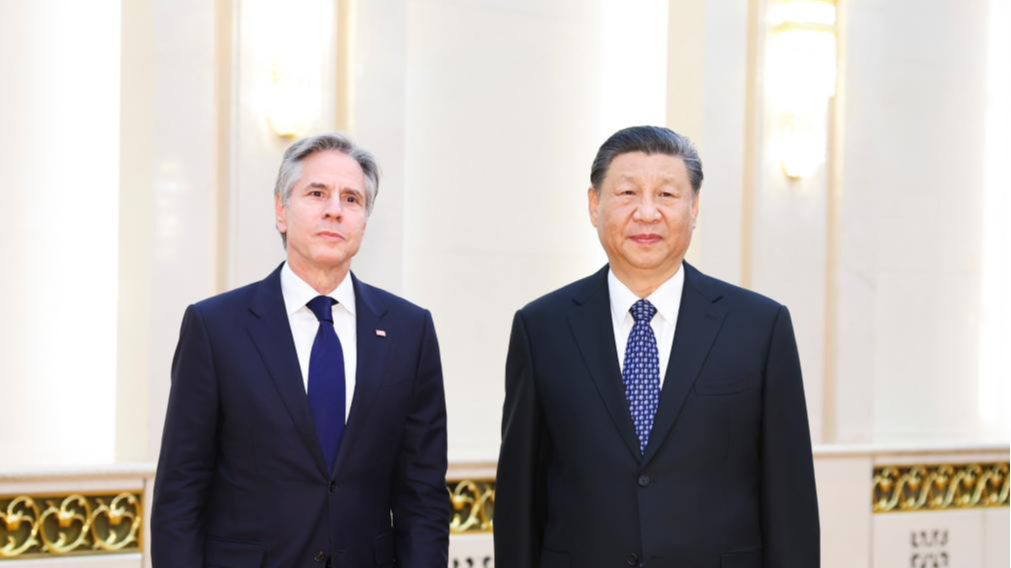 Chinese President Xi Jinping (R) meets with U.S. Secretary of State Antony Blinken at the Great Hall of the People in Beijing, China, April 26, 2024. /Xinhua