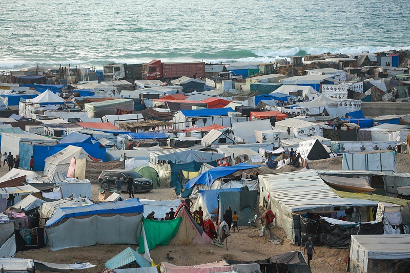 This picture shows a camp for displaced Palestinians in Deir el-Balah, in the central Gaza Strip amid the ongoing conflict between Israel and the militant Hamas group, Aril 27, 2024. /CFP