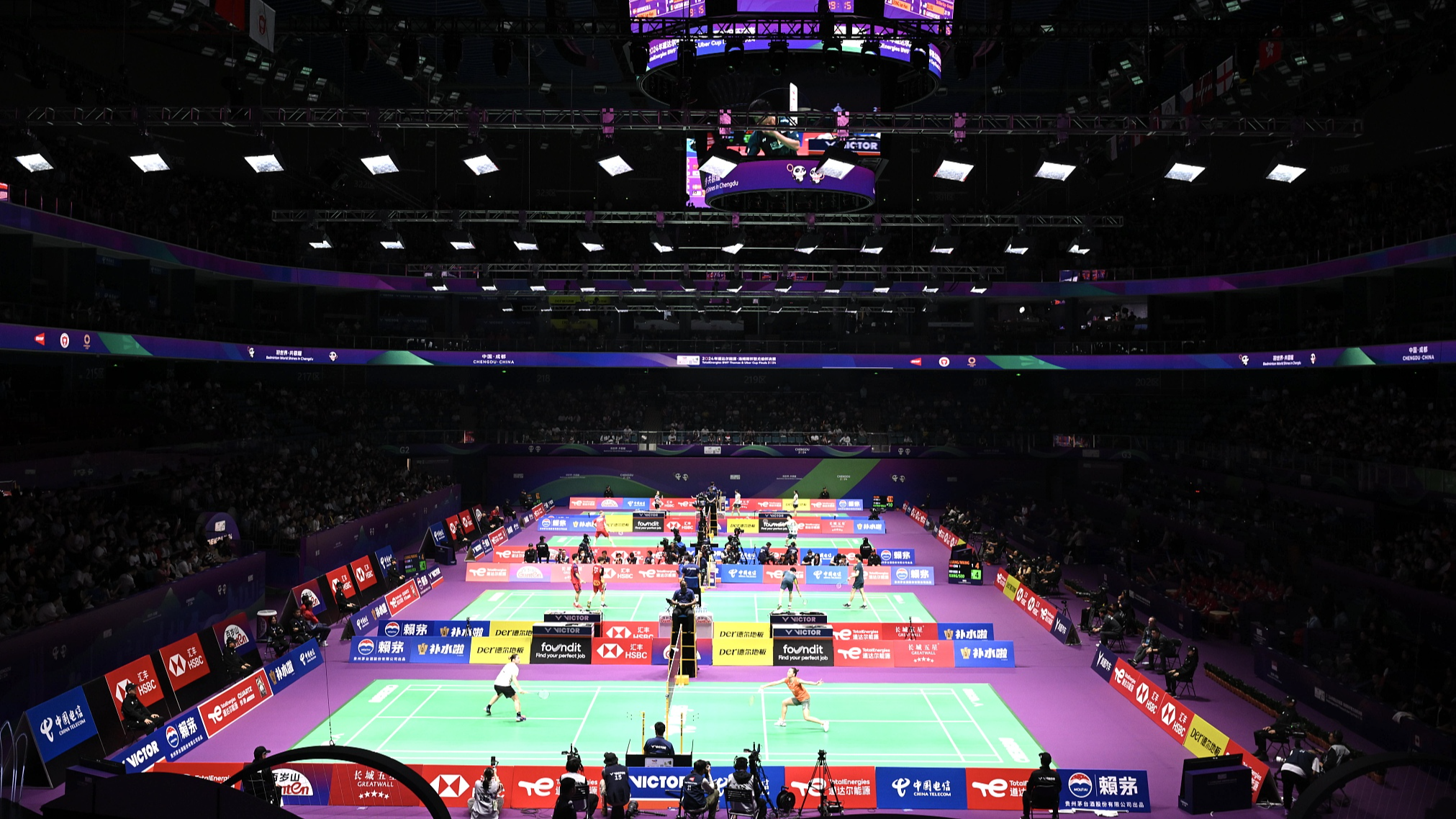 China reach Thomas & Uber Cup quarters as group leaders