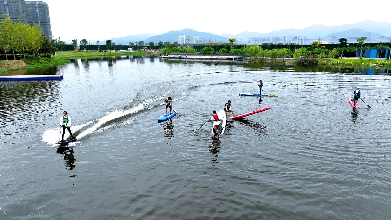 Longgang Go to the East China Sea and enjoy the port city CGTN