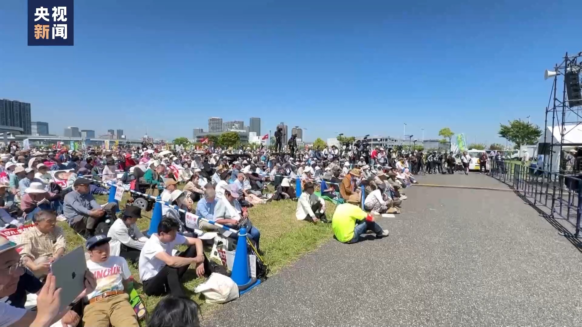 Over 30,000 rally against Japan's departure from pacifist constitution