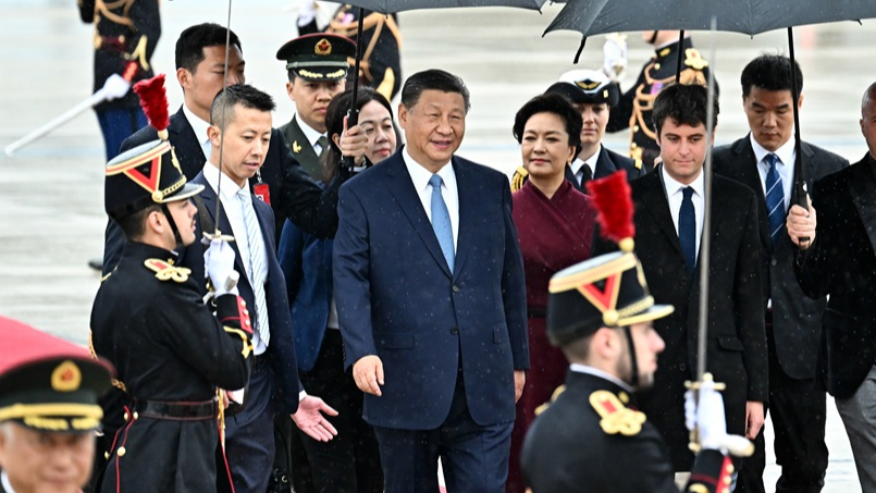 Chinese President Xi Jinping arrives in Paris, France