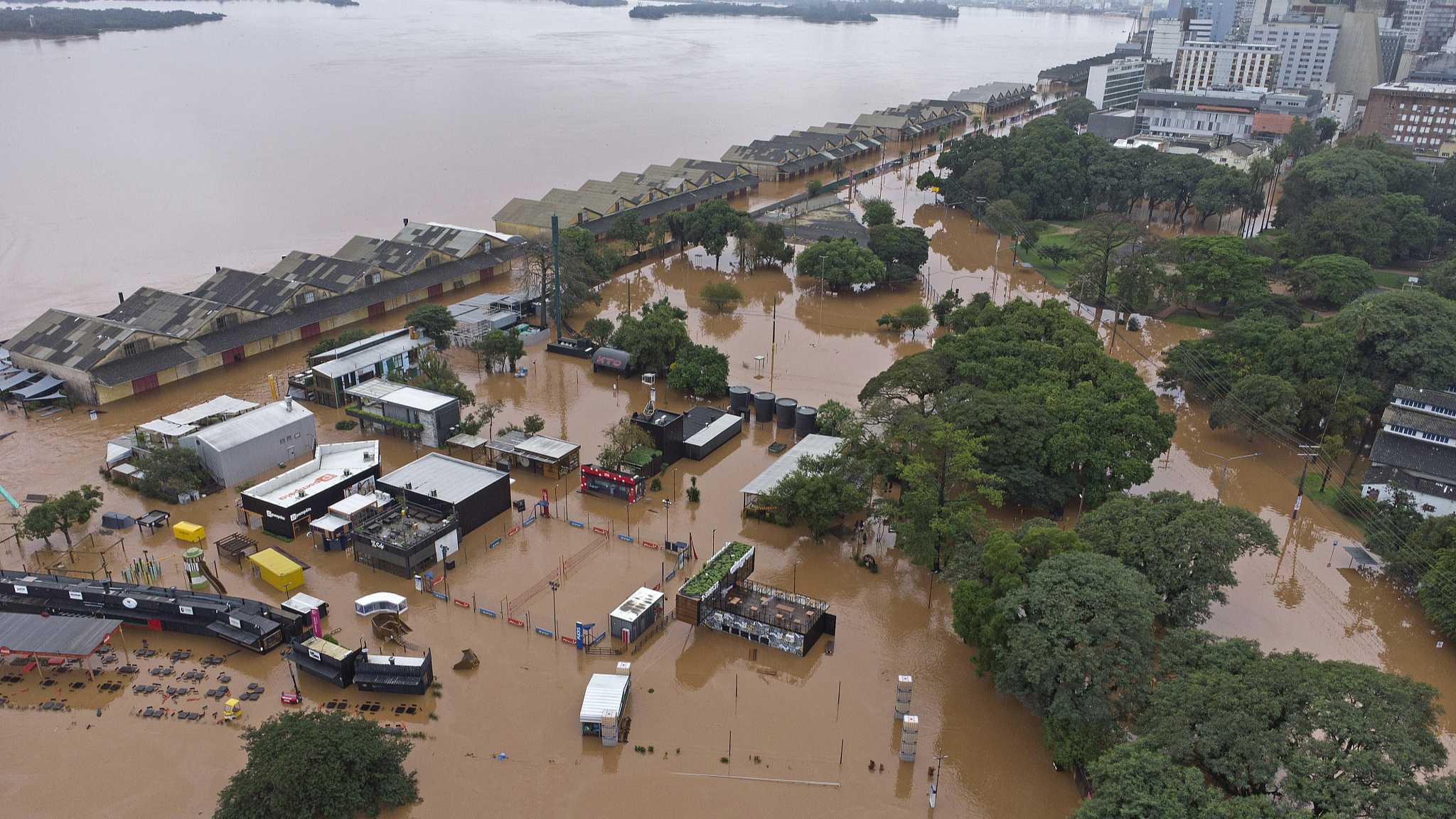 Aerial view of the Guaíba River shore after the overflow of the river in Porto Alegre, Brazil, May 4, 2024. /CFP