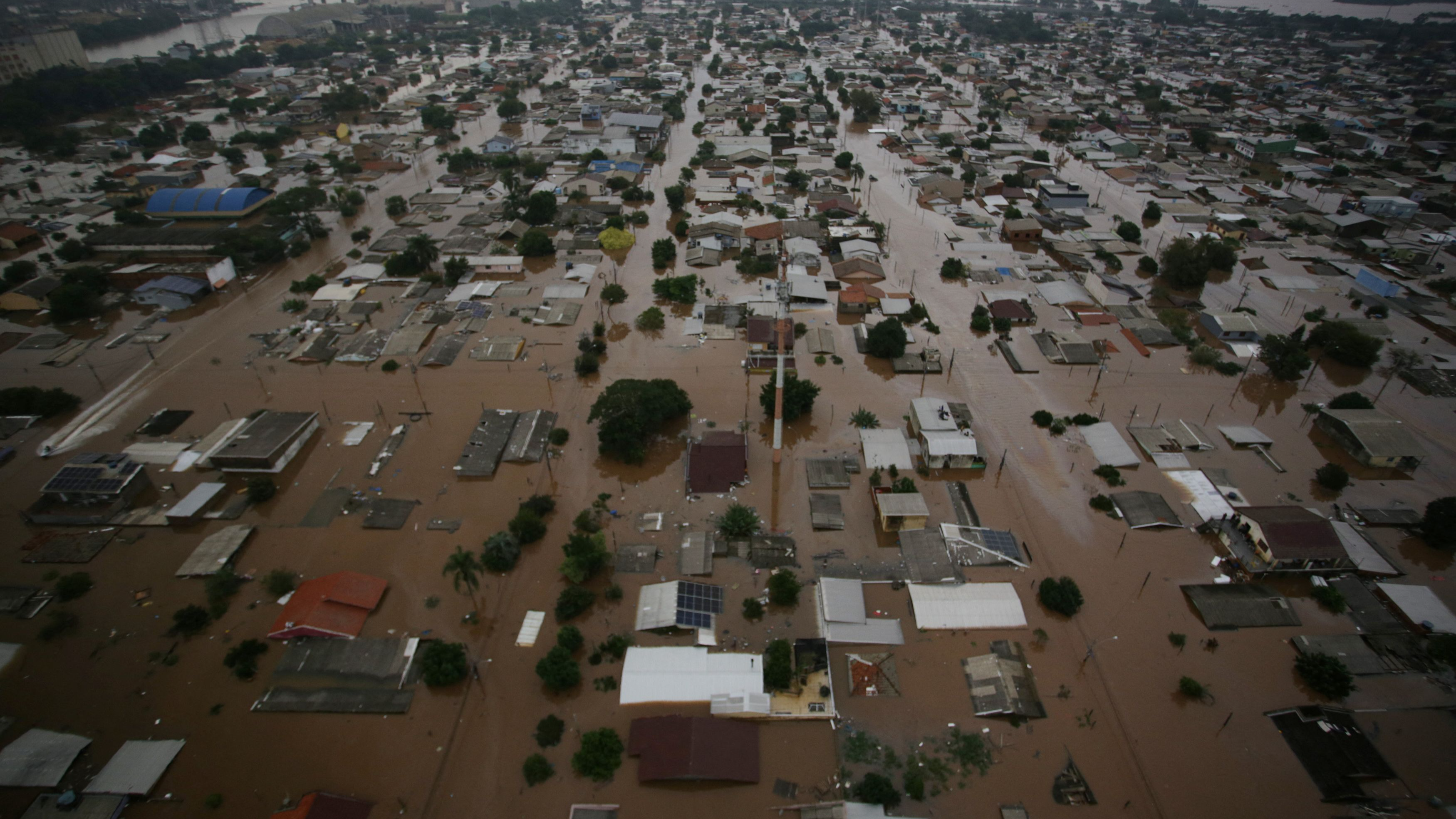 General view shows an area affected by the floods in Canoas, at the Rio Grande do Sul state, Brazil, May 4, 2024. /Reuters
