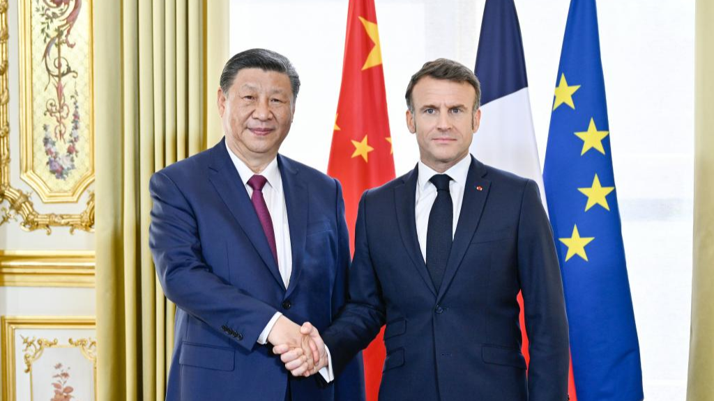 Chinese President Xi Jinping and his French counterpart, Emmanuel Macron at the Elysee Palace, Paris, France, May 6, 2024. /Xinhua