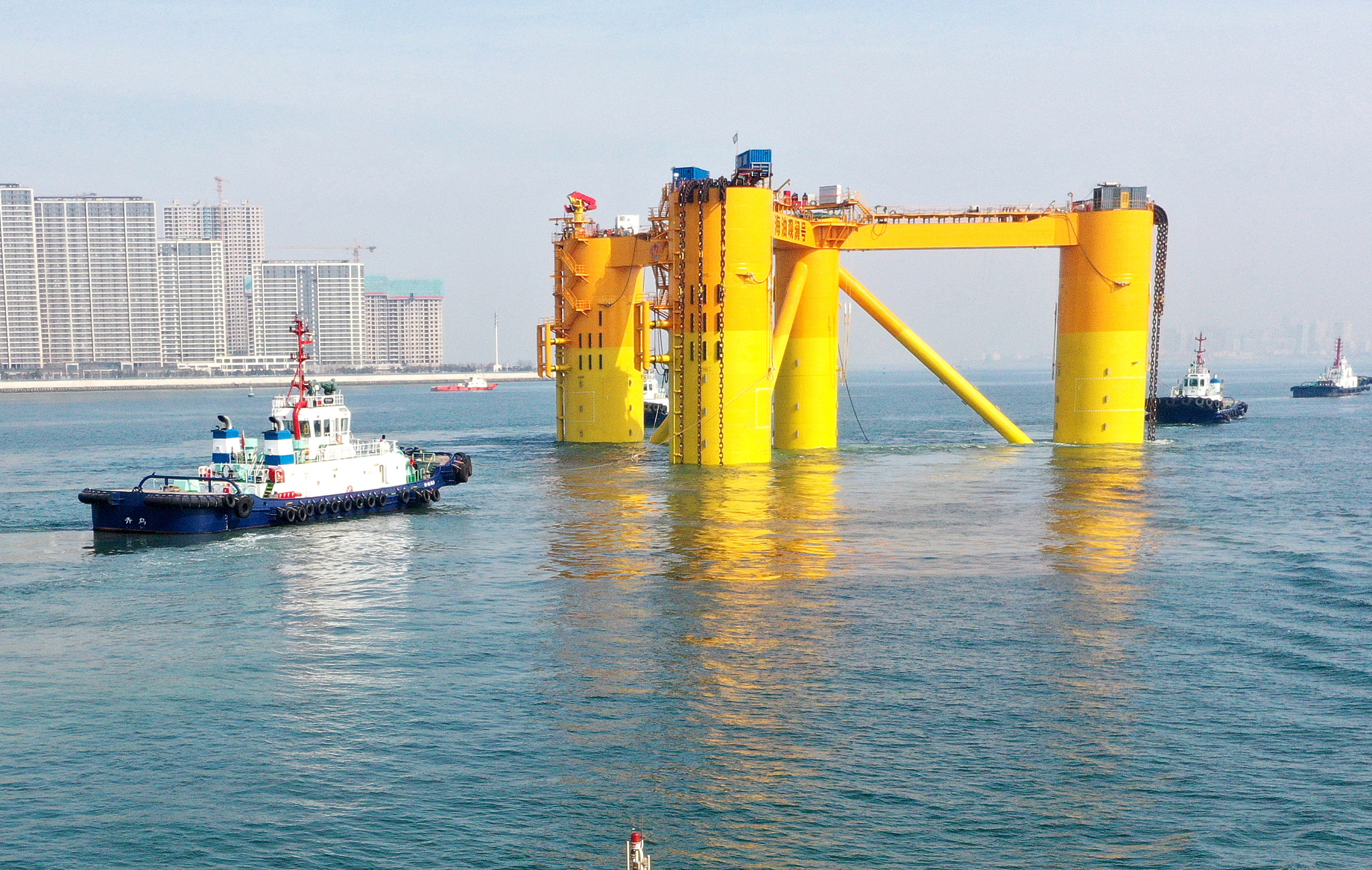 Deep-sea floating wind power platform Haiyou Guanlan set off from Qingdao, February 23, 2023. /CFP