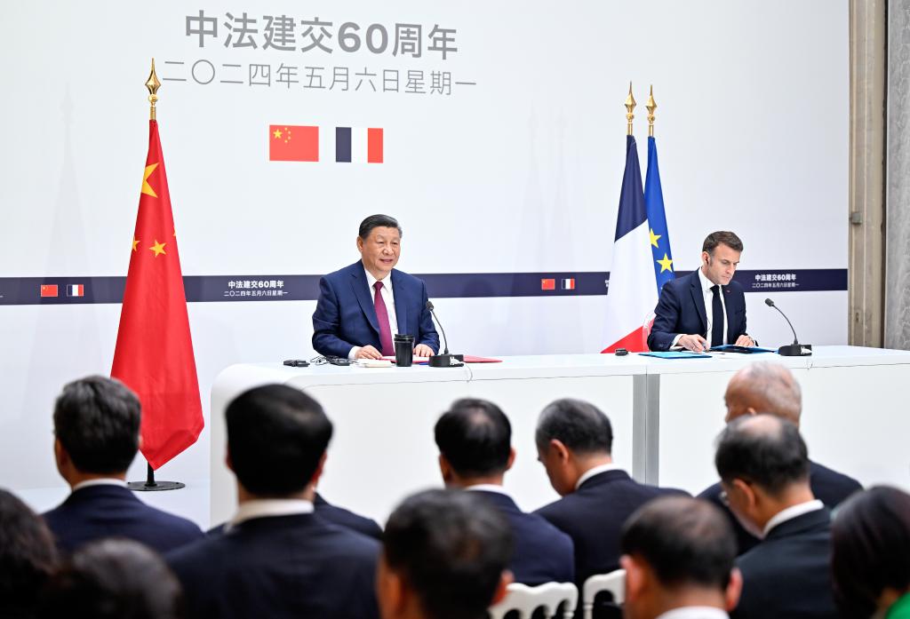 Chinese President Xi Jinping and his French counterpart Emmanuel Macron meet the press in Paris, France, May 6, 2024. /Xinhua