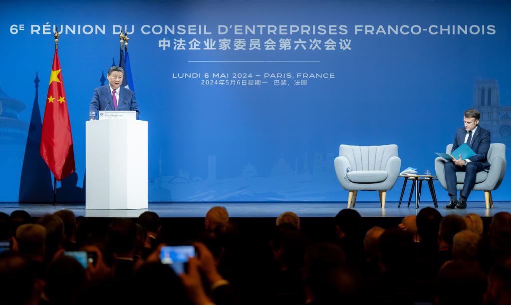 Chinese President Xi Jinping delivers a speech at the closing ceremony of the sixth meeting of the China-France Business Council, Paris, France, May 6, 2024. /Xinhua