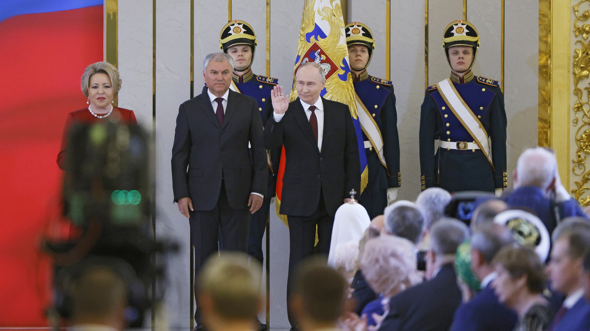 Vladimir Putin waves during his inauguration ceremony as Russian president in the Grand Kremlin Palace in Moscow, Russia, May 7, 2024. /CFP