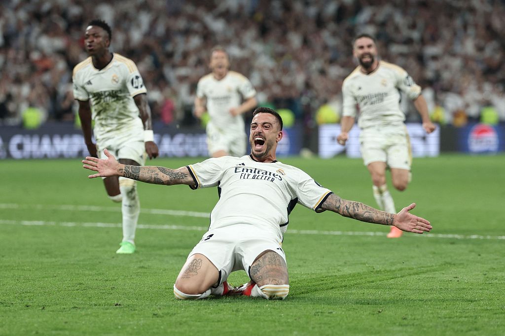 Joselu (C) of Real Madrid celebrates after scoring a goal in the second-leg game of the UEFA Champions League semifinals against Bayern Munich at the Santiago Bernabeu Stadium in Madrid, Spain, May 8, 2024. /CFP