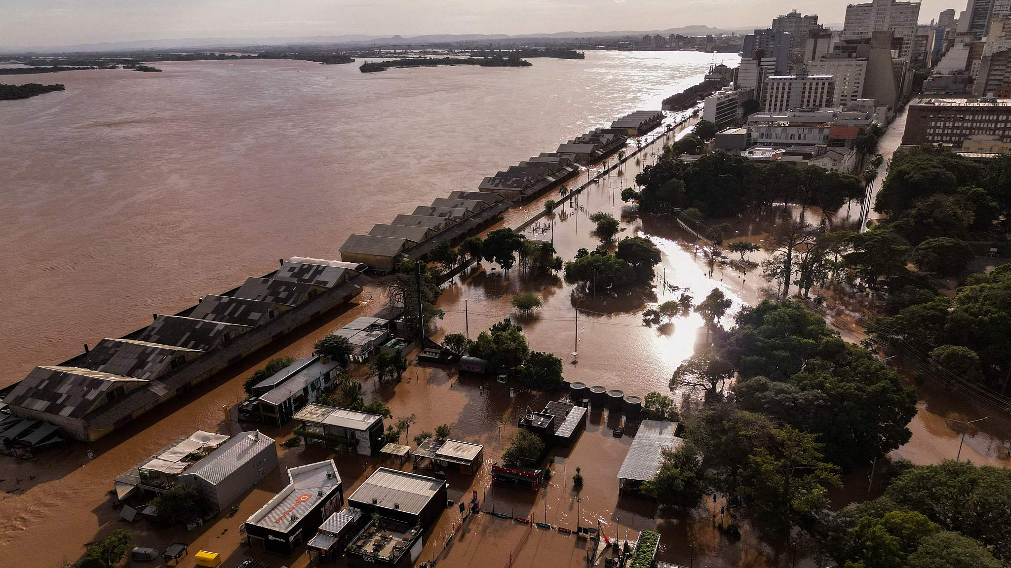 Brazil floods: 100 lives lost, rescues interrupted by heavy rain