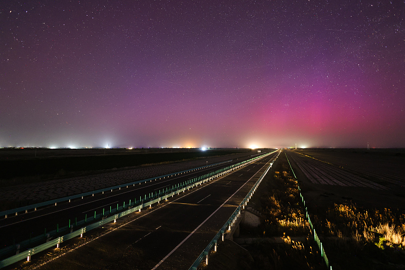 A stunning aurora appears in the sky above Changji City, Xinjiang Uygur Autonomous Region, May 11, 2024. /CFP