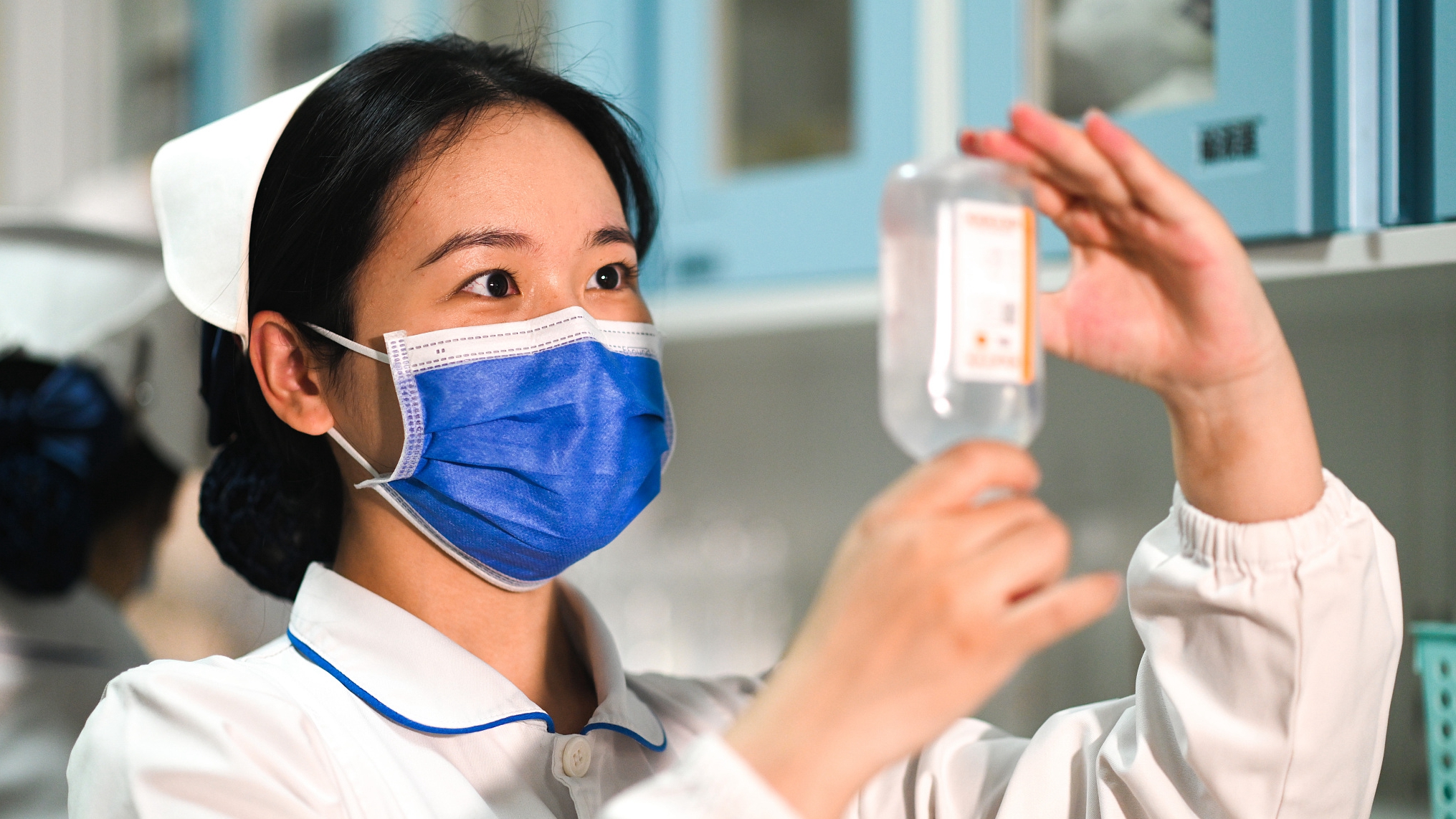 China tallies more, better educated nurses in 2023
