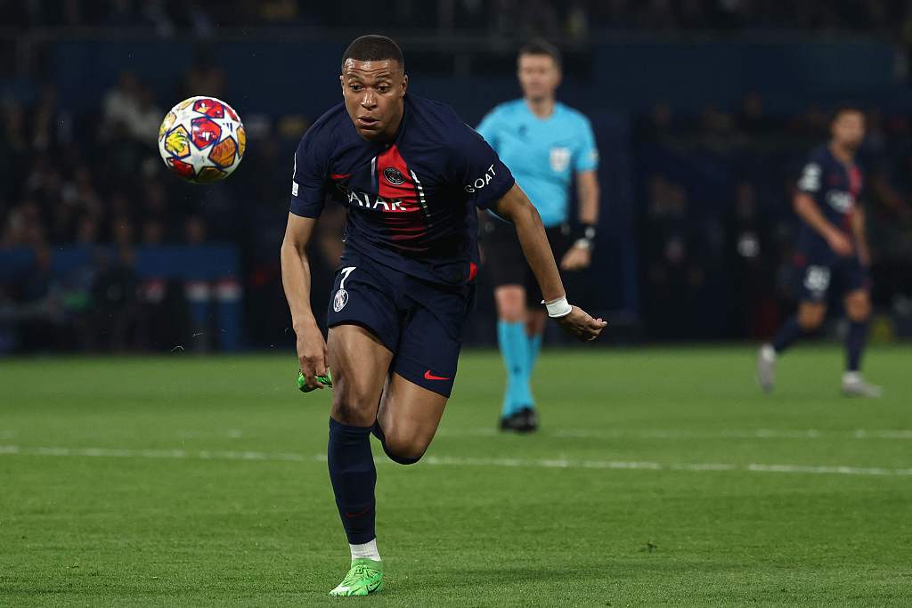 Kylian Mbappe of Paris Saint-Germain runs after the ball in the second-leg game of the UEFA Champions League semifinals against Borussia Dortmund at the Parc des Princes stadium in Paris, France, May 7, 2024. /CFP
